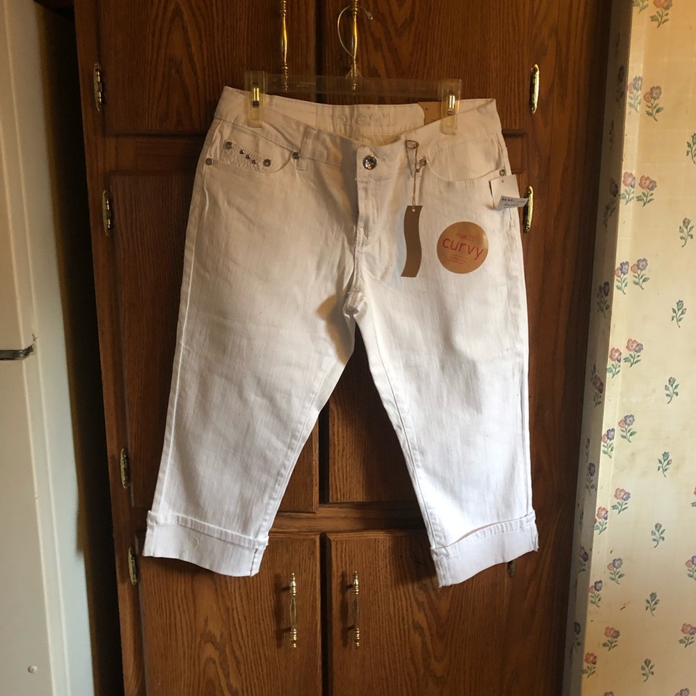 White Capris